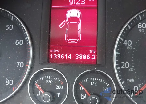 2008 Volkswagen Rabbit S из США, поврежденный, VIN WVWCB71K08W223728